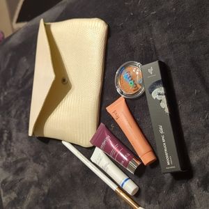 Ipsy bag of goodies and Epic Mascar